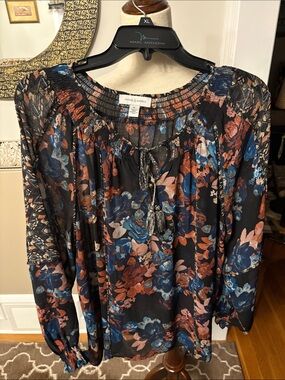 Floral Peasant Blouse - Blue & Rust on Black XL like new